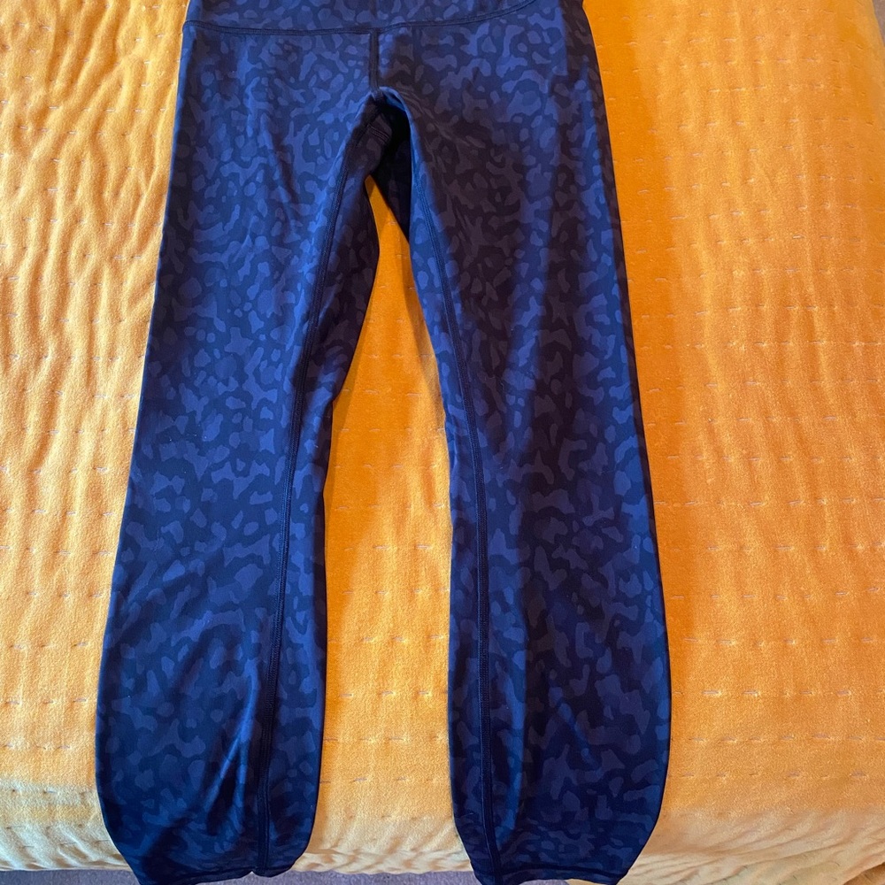 Lululemon 25” Wunder Under Leggings - Size 6